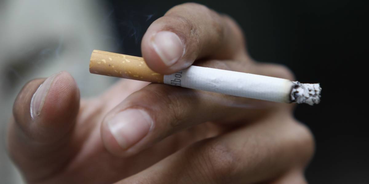 La OMS avisa de que el tabaco aumenta el riesgo de gravedad o muerte por Covid-19 pero no de infección
