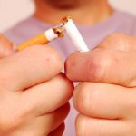 cigarrillo partido tabaco