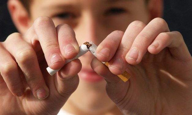 El 97% de los españoles aconsejaría a un ser querido dejar de fumar