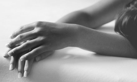 Las hormonas podrían explicar que las mujeres con patología dual tengan más riesgo de recaída en adicciones y depresión