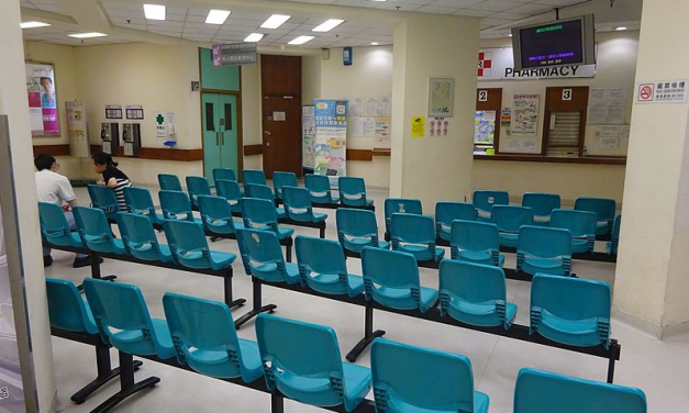 La abstinencia al alcohol y otras drogas hace mella en las Urgencias