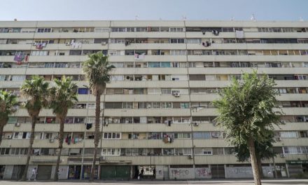 Una revuelta vecinal cancela el albergue provisional para toxicómanos de La Mina