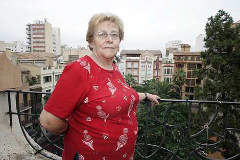 Entrevista: Carmen Peris. Medio siglo ayudando