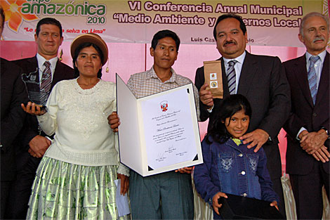Perú: Contra la cocaína, café orgánico