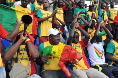 La Copa África quiere marcar un gol al sida