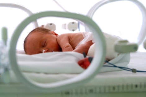 Disminuyen los partos prematuros en Bélgica tras aplicarse leyes antitabaco