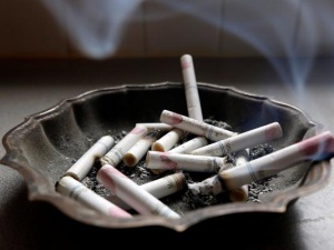 EE UU recomienda a fumadores una prueba anual de cáncer de pulmón