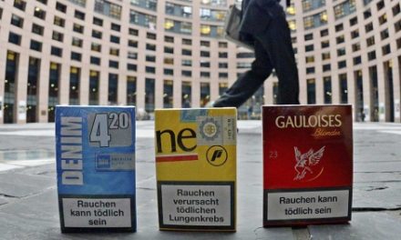 La Eurocámara aprueba poner más restricciones al tabaco