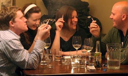España, a la cabeza en consumo de alcohol, tabaco, cocaína y cannabis, tiene la segunda esperanza de vida más alta de la UE