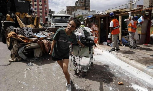 Trabajo y alojamiento para los adictos al crack en São Paulo