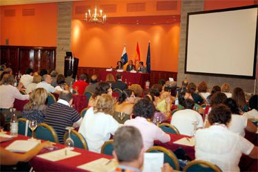 Canarias: Más de 400 congresistas y especialistas de prestigio internacional abordan los nuevos retos en materia de drogodependencias en el XIII Congreso Nacional de la Sociedad Española de Toxicomanías