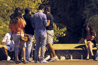 Galicia: Sanidade destina 60.000 euros a una campaña para analizar la droga que se consume en la «movida» y concienciar a los jóvenes