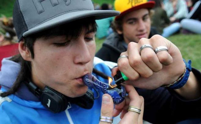 Uruguay: Por primera vez el consumo de marihuana supera el del tabaco