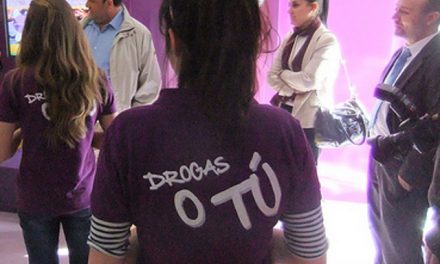 Madrid (España): Unidad móvil contra las drogas en Algete