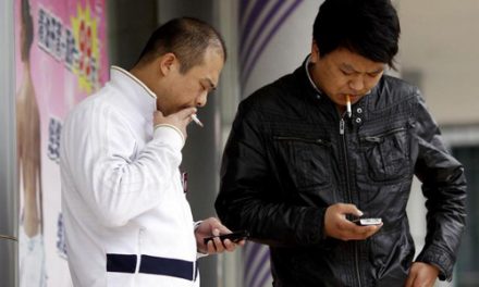 Beijing endurece castigo a infractores de prohibición de fumar