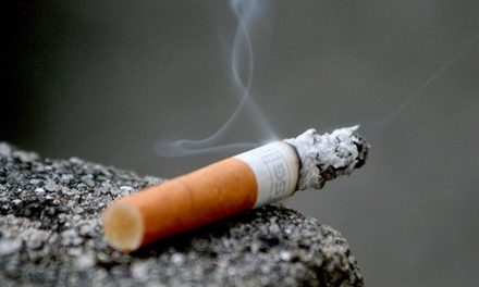 Abandonar el tabaco sin esfuerzo es posible de una manera lúdica, agradable, optimista y con humor