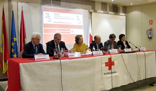 La vicepresidenta de Cruz Roja reclama a la sociedad que recupere la «alerta» ante las drogas, sobre todo entre jóvenes