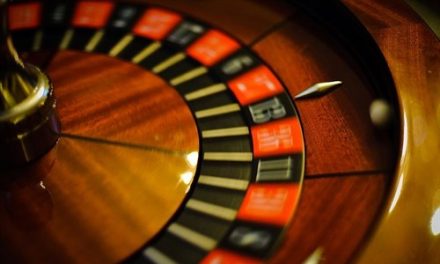El Gobierno abre la puerta a que las tragaperras identifiquen al jugador para controlar la ludopatía