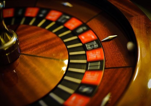 El Gobierno abre la puerta a que las tragaperras identifiquen al jugador para controlar la ludopatía