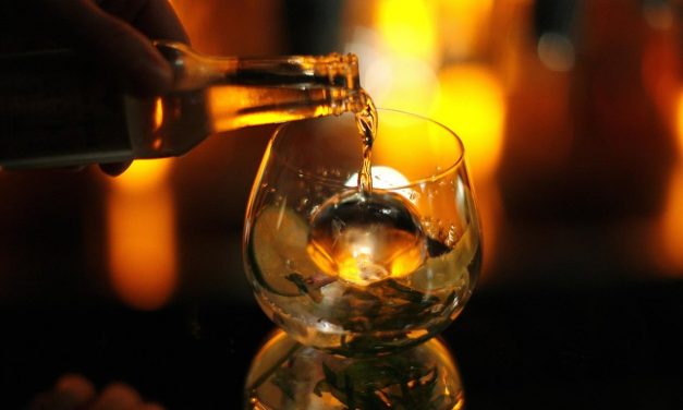 La OMS estima que aumentar los impuestos sobre el alcohol podría salvar 130.000 vidas al año en Europa