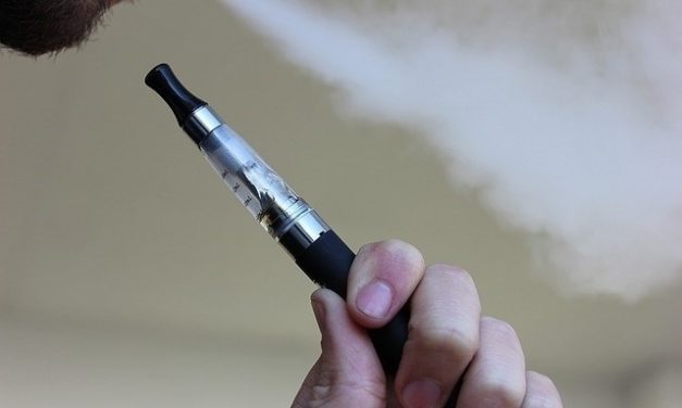 Expertos internacionales piden prohibir los sabores de e-cigarrillos