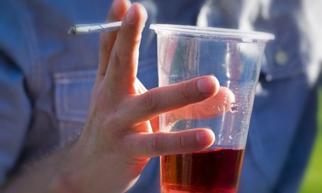 Asturias: Hombre de más de 35 años es el perfil habitual de pacientes atendidos por consumo de drogas y alcohol en urgencias