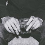 vaso alcohol cigarro tabaco