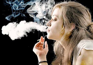 La nicotina altera la neurotransmisión en la región del cerebro que forma el hábito