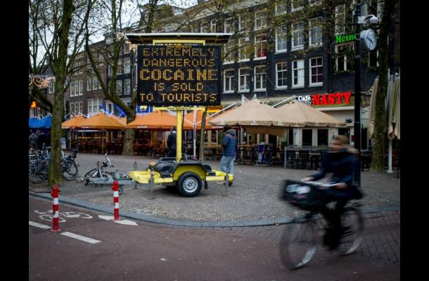 Amsterdam ofrece tests de heroína tras la muerte de varios turistas