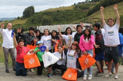 Chile: Universitarios promueven prevención del consumo de drogas y alcohol en Chiloé