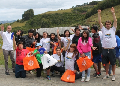 Chile: Universitarios promueven prevención del consumo de drogas y alcohol en Chiloé