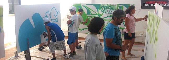 Cádiz: «Chipiona sin drogas» finaliza con un taller de graffitis y un concierto de DJ´s