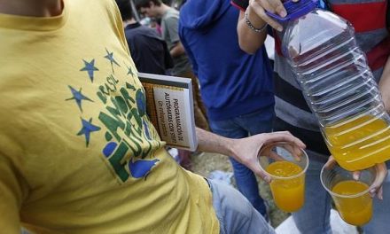 Los anuncios de bebidas, solo en horario nocturno y sin la promoción de famosos