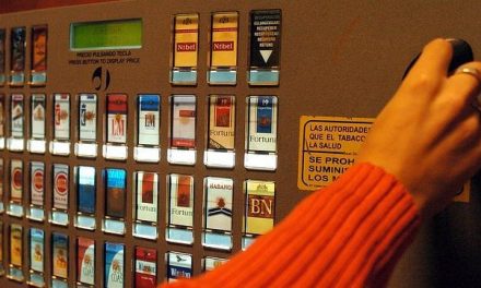 Las cajetillas de tabaco no podrán exponerse en los mostradores de los supermercados de Escocia