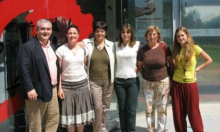 La actuación preventiva en la escuela reduce en un 20% el riesgo de ser fumador