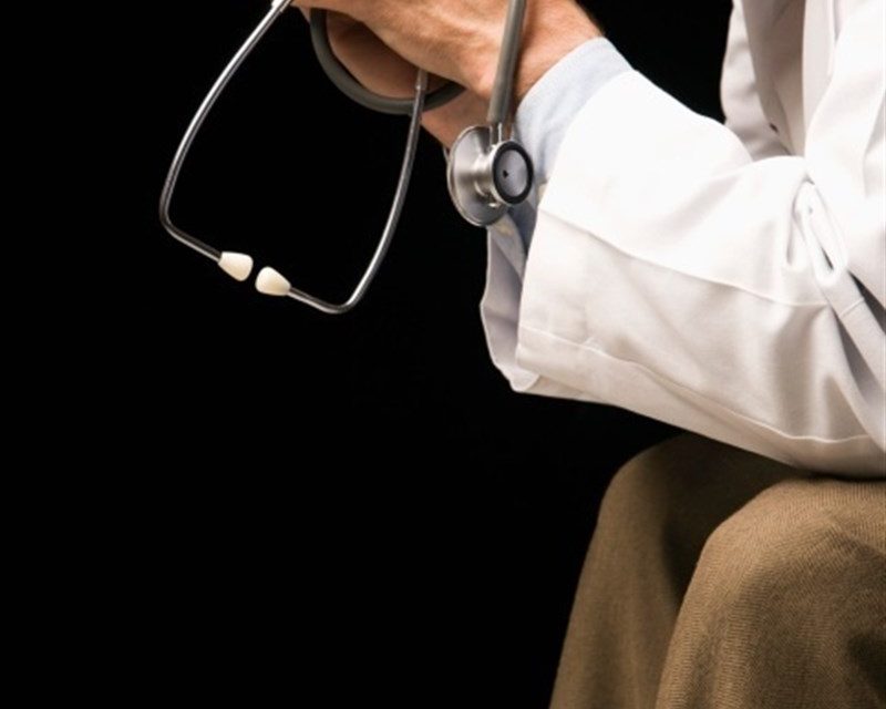 Más médicos atendidos por trastornos mentales o adicciones en España en 2016