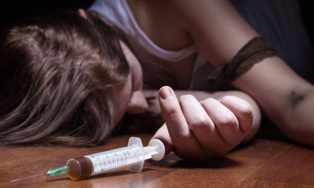 Un estudio revela que las personas que sobreviven a una sobredosis de opioides corren un mayor riesgo de muerte