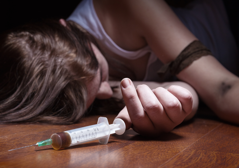 Un estudio revela que las personas que sobreviven a una sobredosis de opioides corren un mayor riesgo de muerte