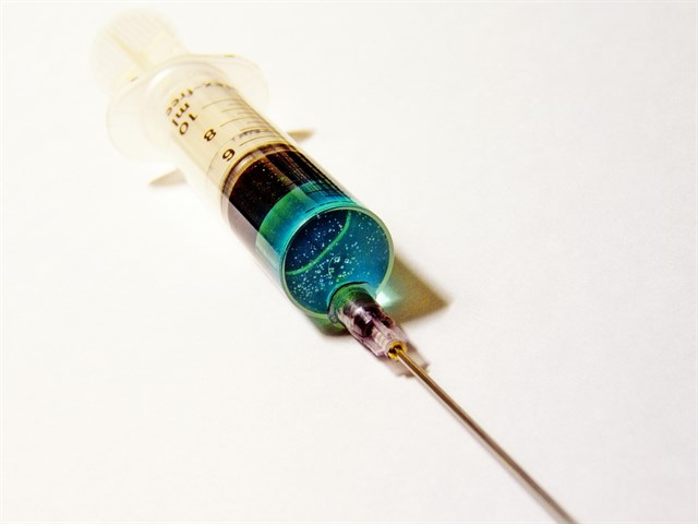 Una vacuna contra la hepatitis C podría reducir drásticamente la transmisión en personas que se inyectan drogas