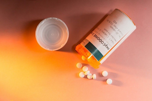 Grandes farmacéuticas anuncian un acuerdo de 26.000 millones para zanjar los pleitos sobre opioides en Estados Unidos
