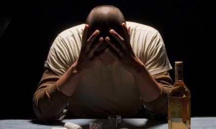 El consumo de antidepresivos aumenta 2,5 veces el riesgo de suicidio en adultos con depresión mayor