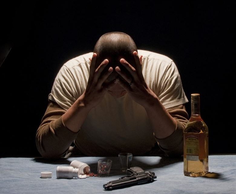 El consumo de antidepresivos aumenta 2,5 veces el riesgo de suicidio en adultos con depresión mayor
