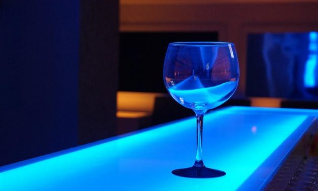 La Universitat de València patenta el kit para detectar la presencia de GHB en la bebida