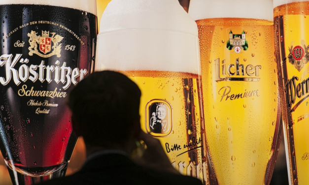 Un informe de la OMS reclama una regulación «más eficaz» sobre la publicidad del alcohol en Internet