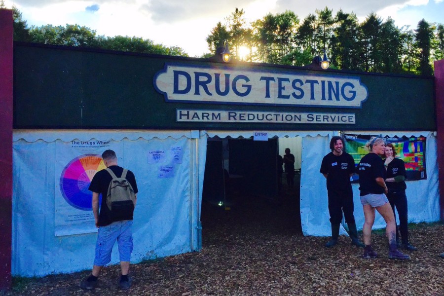 Irlanda quiere expandir el análisis de drogas en festivales