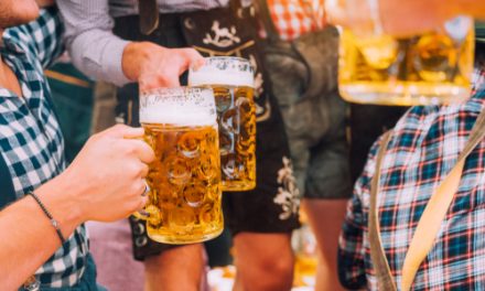 ¿Por qué están dejando de beber cerveza los alemanes? La tendencia que quita el sueño a la industria