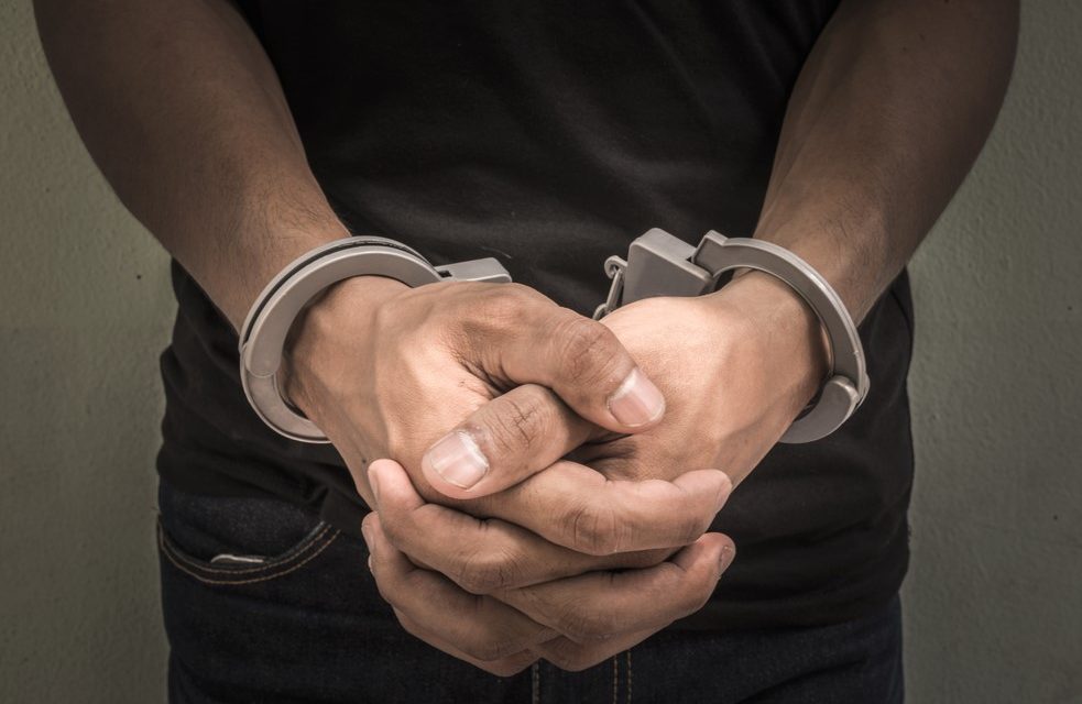 Propuestas para evitar muertes por sobredosis en Estados Unidos que hacen frente a la desigualdad racial