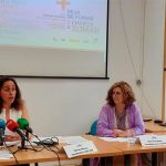 La coordinadora de la semFYC, Susana Morena(izq), junto a la presidenta María Fernández, durante la presentación de los datos de la encuesta.