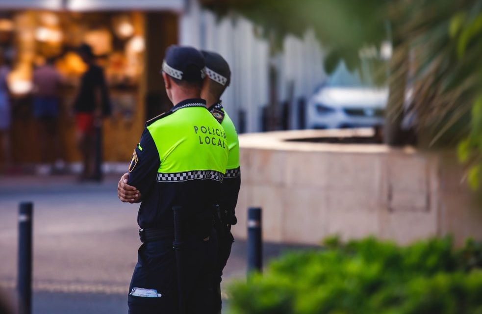 El PSOE y sus socios parlamentarios acuerdan sustituir las multas por consumir droga en la calle por “actividades de reeducación”