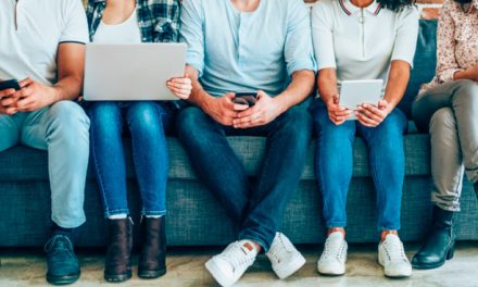 Un nuevo informe revela un nuevo aumento de la exclusión social y la pobreza debido a la digitalización